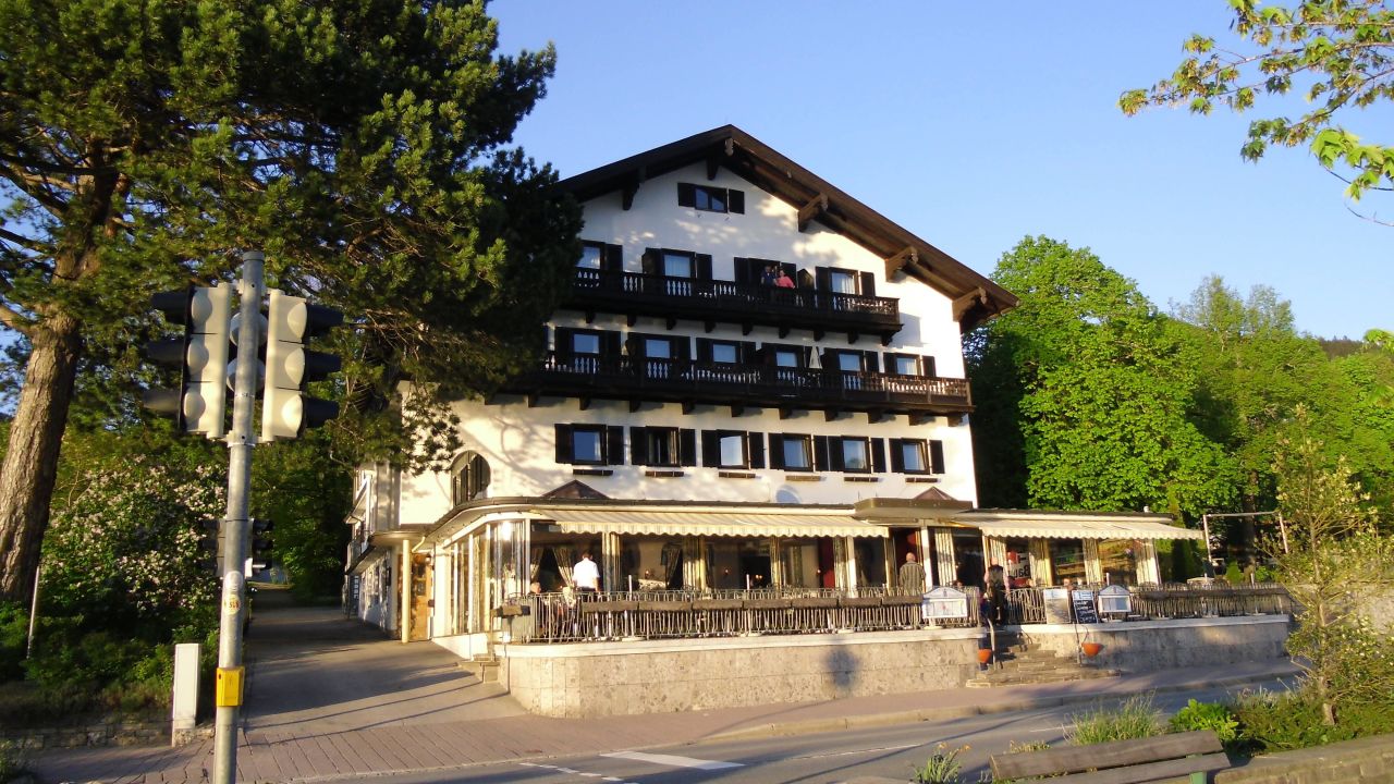 Seehotel zur Post  Tegernsee      HolidayCheck  Bayern Deutschland 