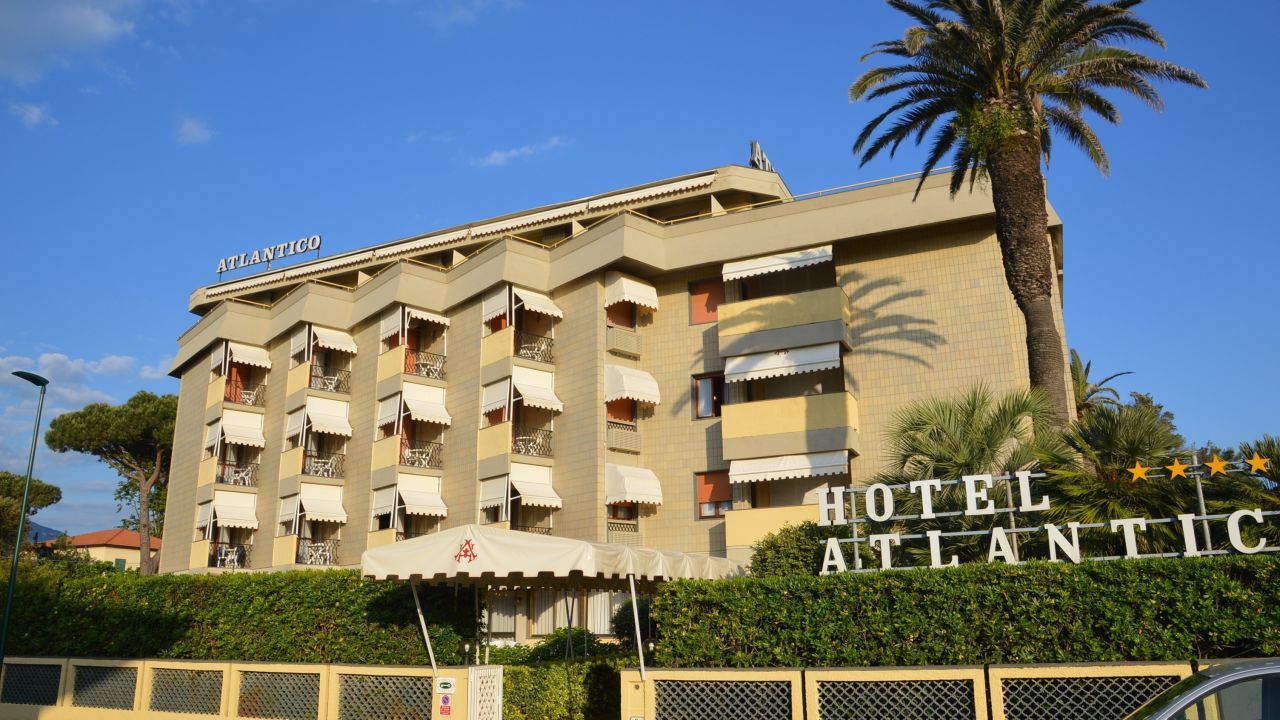 Hotel Atlantico (Forte dei Marmi) • HolidayCheck (Toskana Italien)