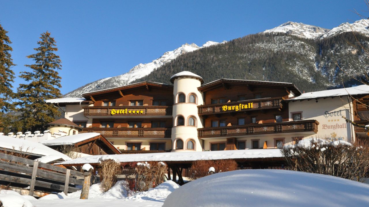 Hotel Burgstall (Neustift im Stubaital) • HolidayCheck (Tirol | Österreich)