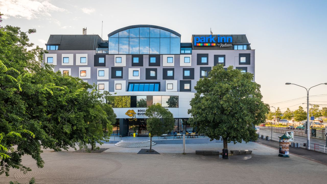 hotel park inn bratislava