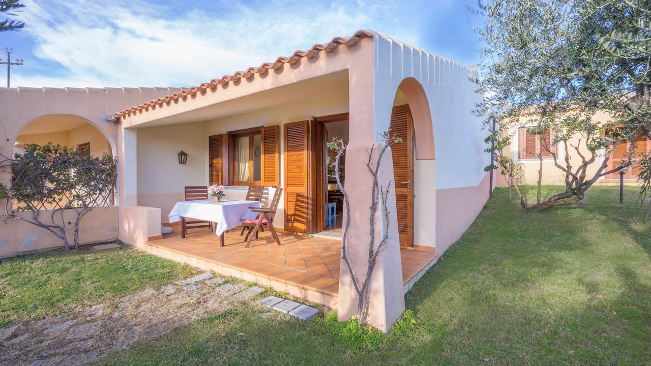 Sardafit Nr. 184f - Pool-Bungalow in Panoramalage (Budoni