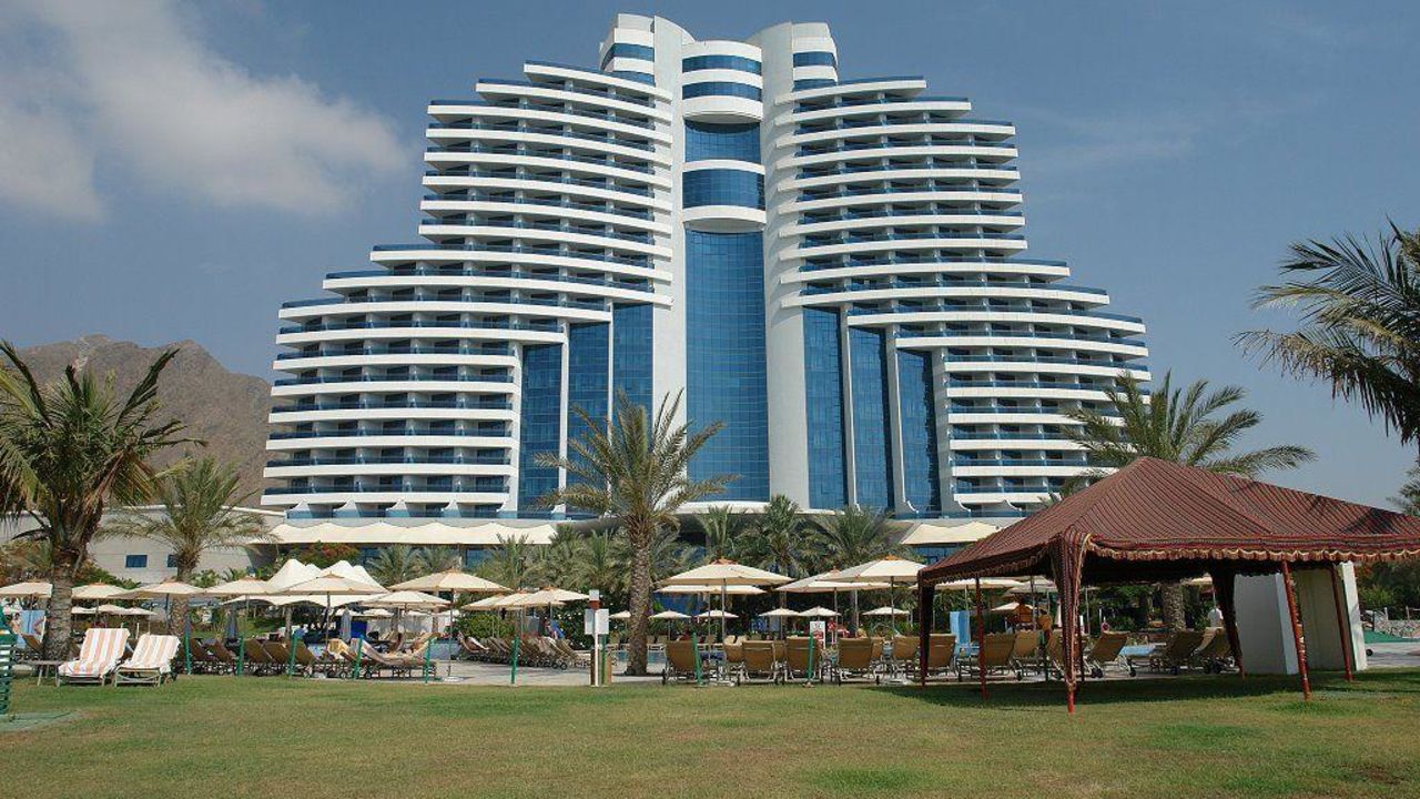 Le meridien al aqah. Фуджейра ОАЭ Ле Меридиан. Le Meridien al Aqah Beach Resort United arab Emirates, Fujairah, Dibba Road. Ле Меридиан Фуджейра выезд. Ле Меридиан Фуджейра официальный сайт.