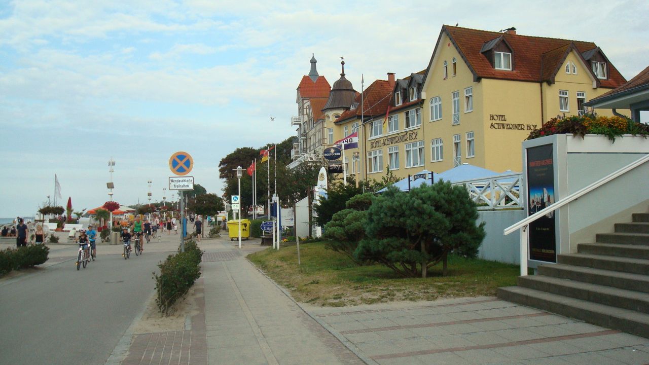 Hotel Schweriner Hof (Kühlungsborn) • HolidayCheck (Mecklenburg ...