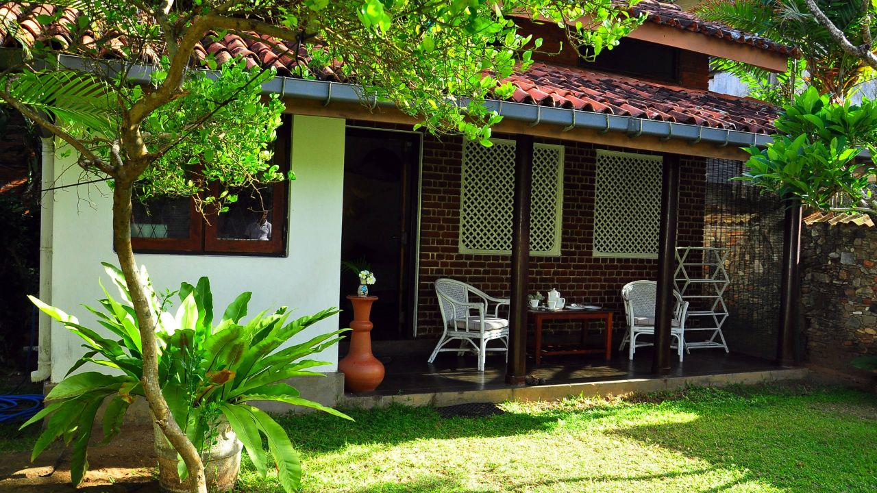 Cottage Garden Bungalows (DehiwalaMount Lavinia) • HolidayCheck (Sri