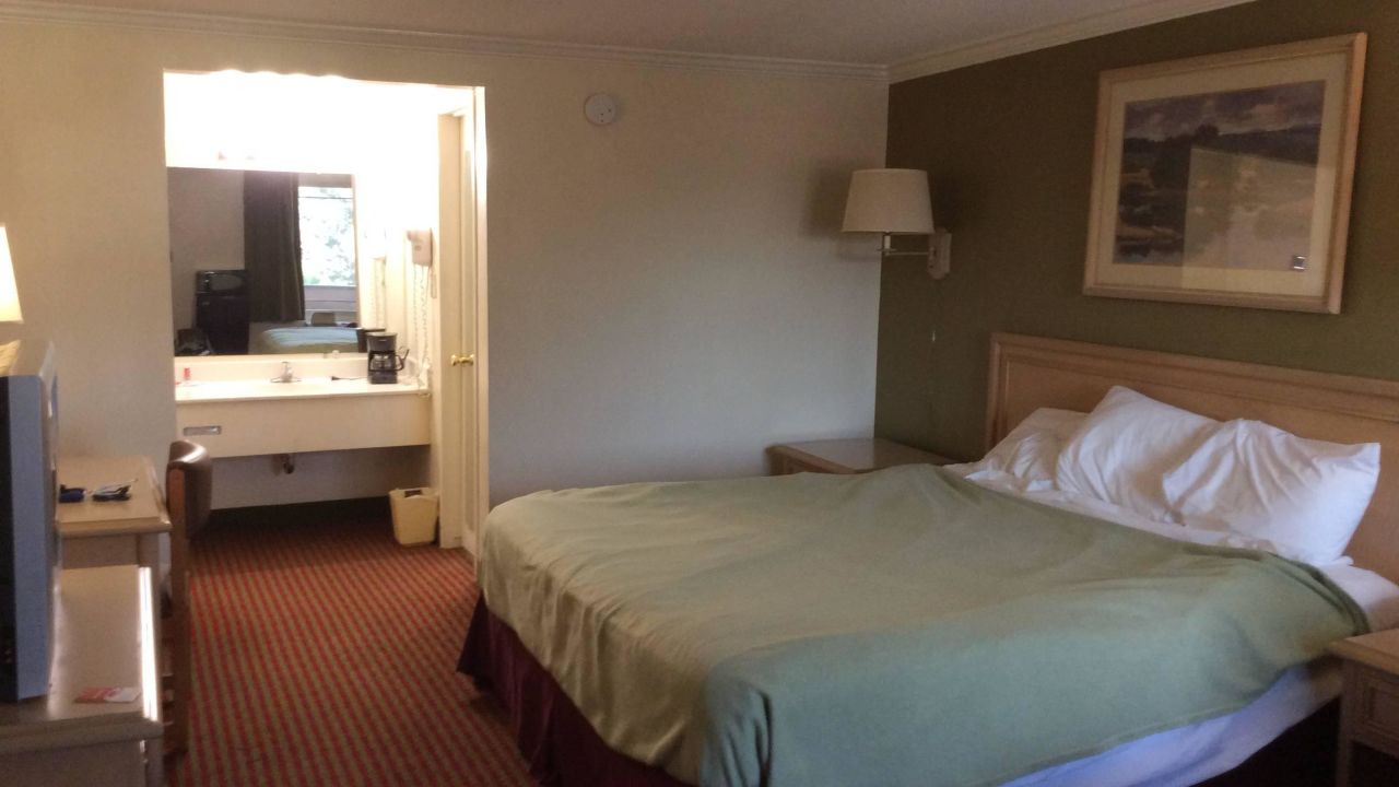 Hotel Econo Lodge Visalia Holidaycheck Kalifornien Usa