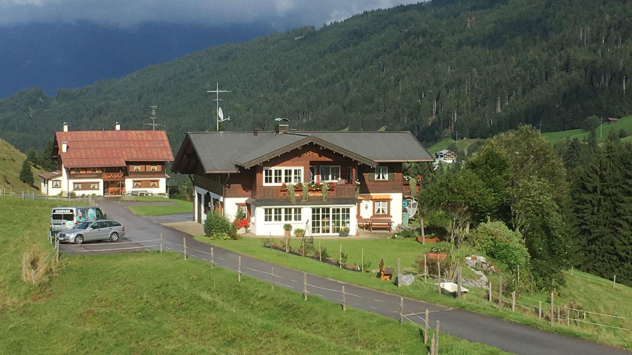 Haus Narzisse, Ferienwohnungen (Riezlern) • HolidayCheck