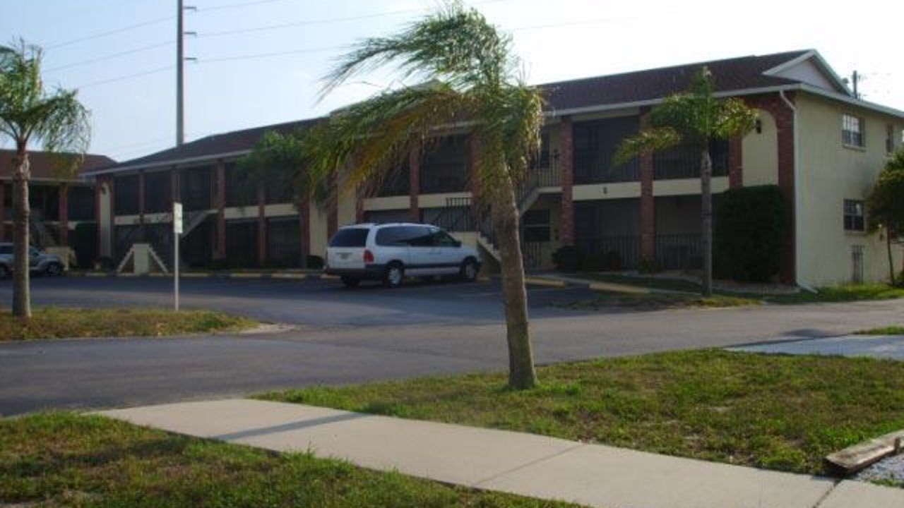 Hotel Palm Manor Anlage (Englewood) • HolidayCheck (Florida USA)