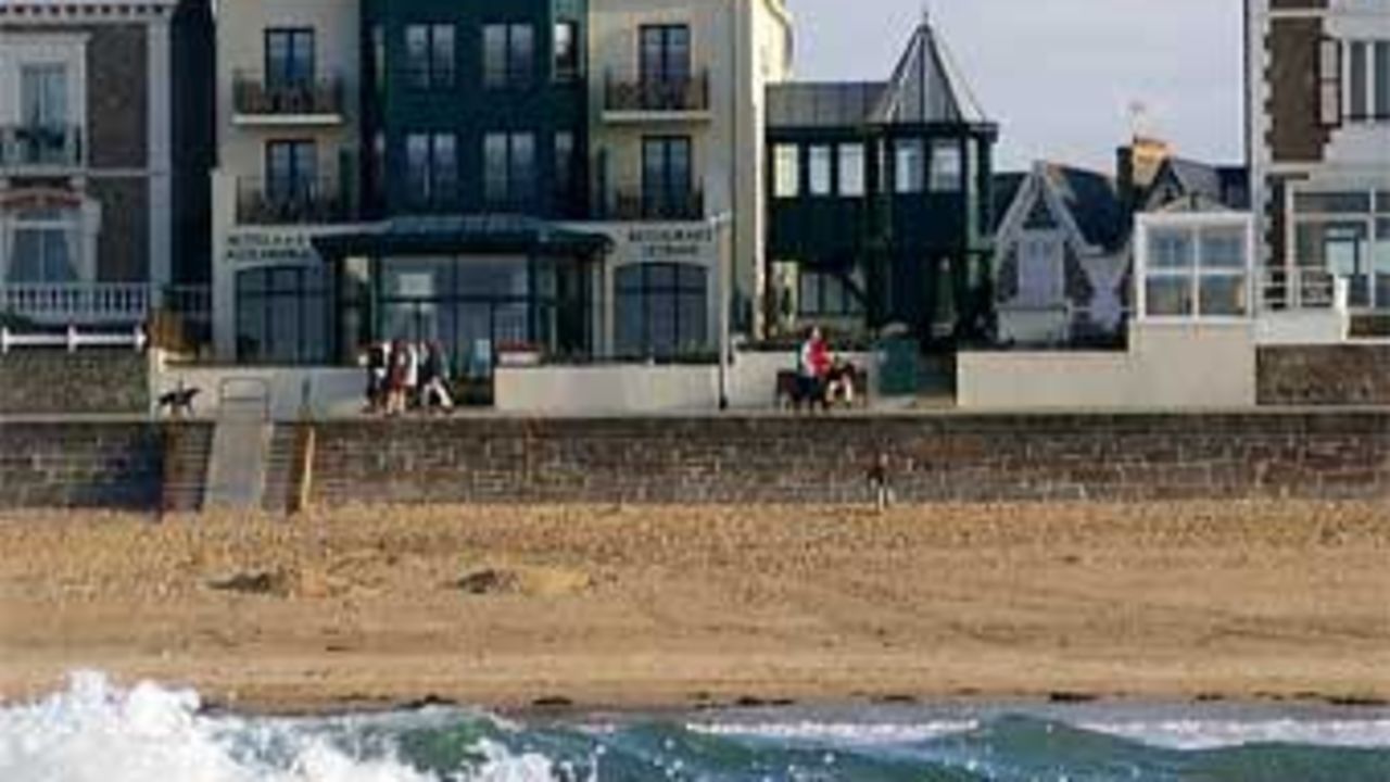 Le Franklin Restaurant In Saint Malo