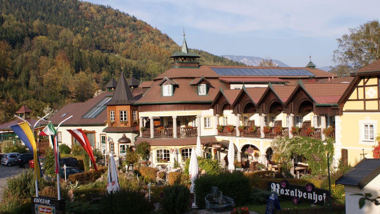 Wellness-Seminarhotel Raxalpenhof (Reichenau an der Rax) • HolidayCheck ...