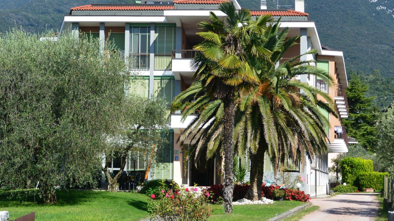 Das Villa Angela ist ein 3* Hotel und kann jetzt ab 592€ gebucht werden