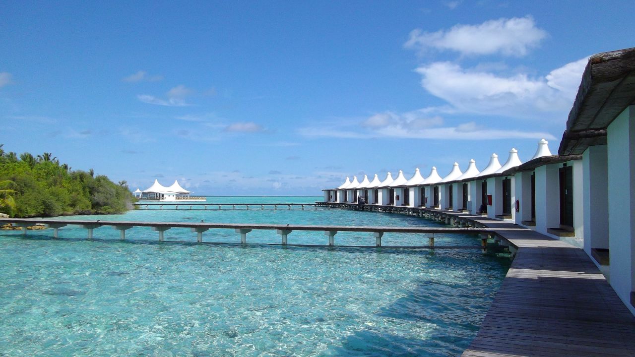 Cinnamon Hakuraa Huraa Maldives (Muli) • HolidayCheck (Meemu Atoll