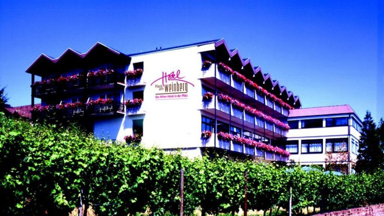 Hotel Haus am Weinberg (St. Martin) • HolidayCheck