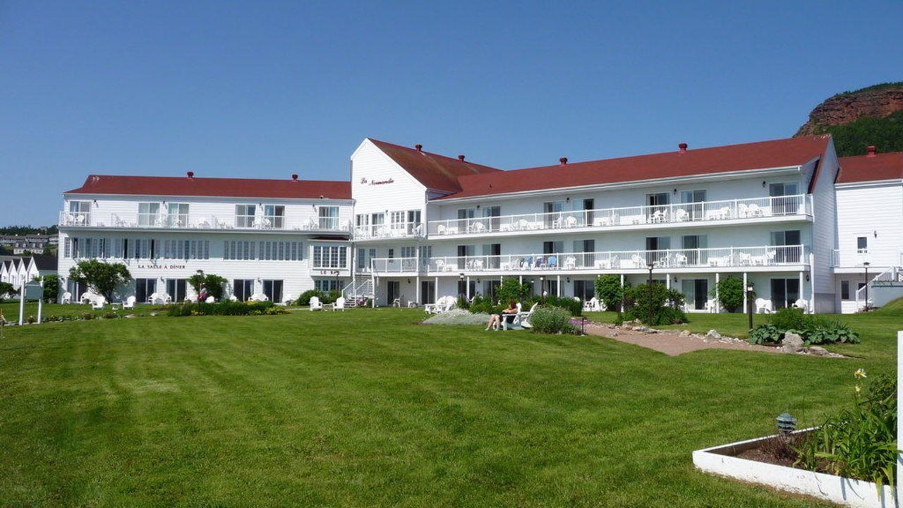 Hotel La Normandie (Perce) • HolidayCheck (Québec | Kanada)