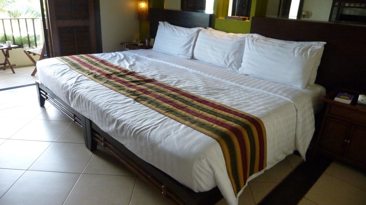 Hotel Costabella Tropical Beach Lapu Lapu City