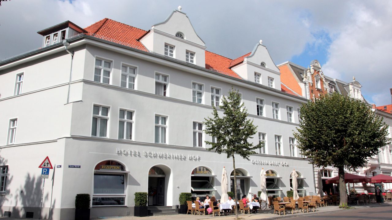 Hotel Schweriner Hof (Stralsund) • HolidayCheck (Mecklenburg-Vorpommern ...