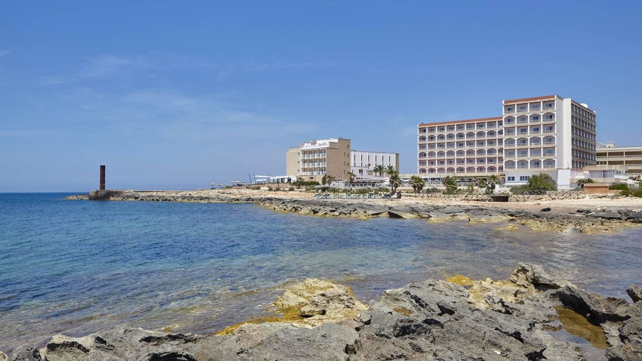 Universal Hotel Romantica (Colonia Sant Jordi ...