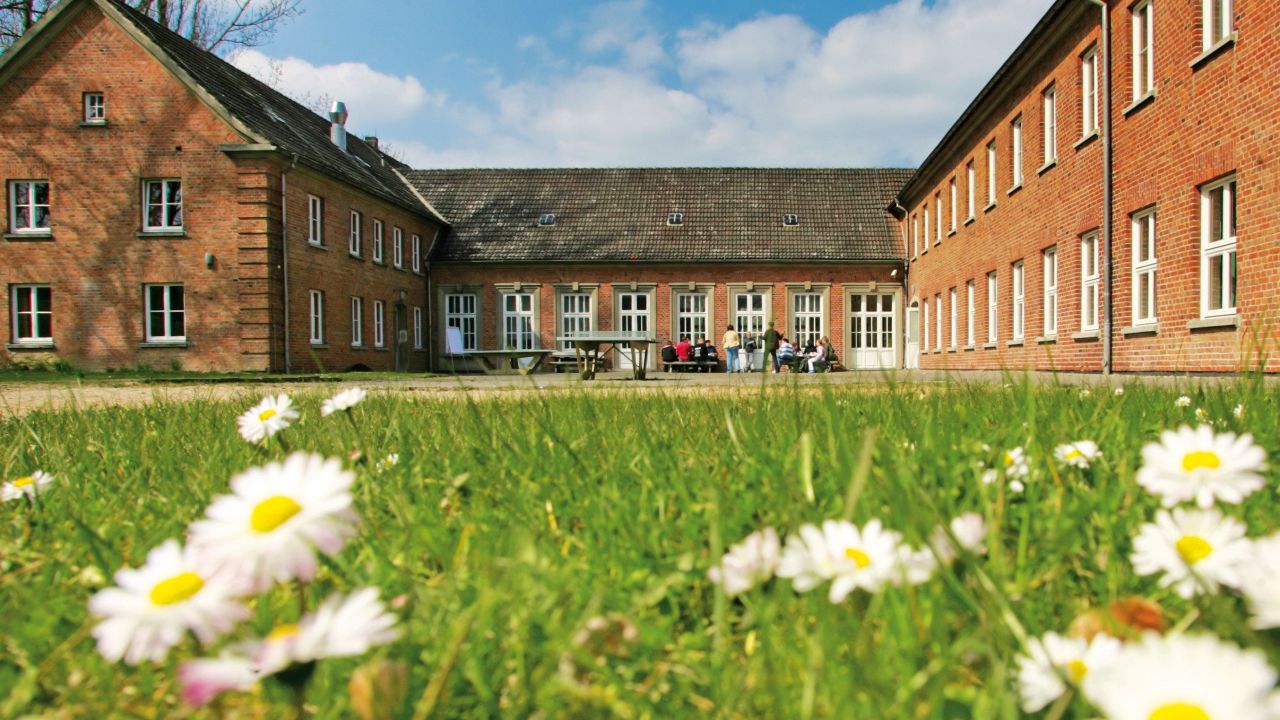 DJH Jugendherberge Wismar (Wismar) • HolidayCheck (Mecklenburg ...