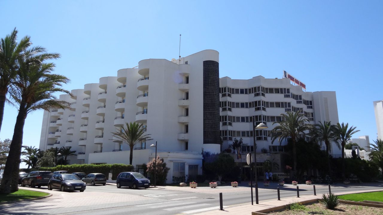 dfa68075-2516-36e1-985f-ab6d9f0b9b4f