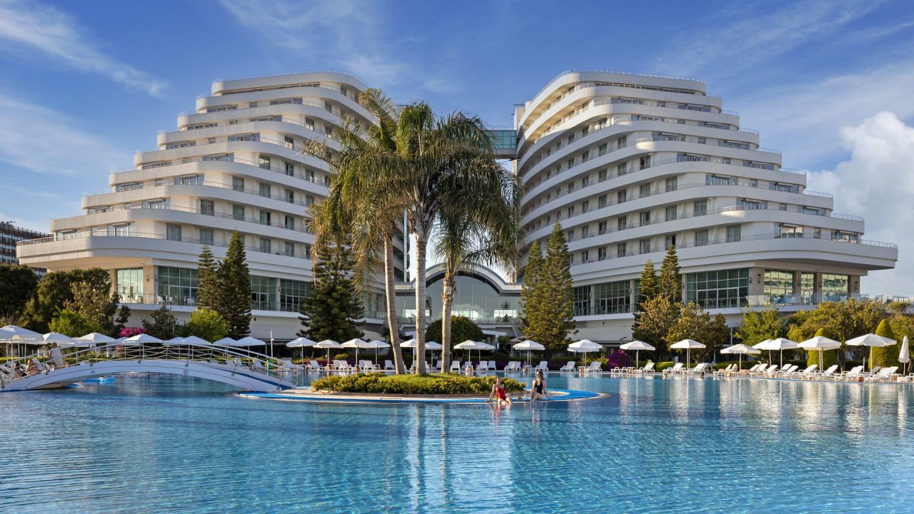 miracle resort hotel lara beach