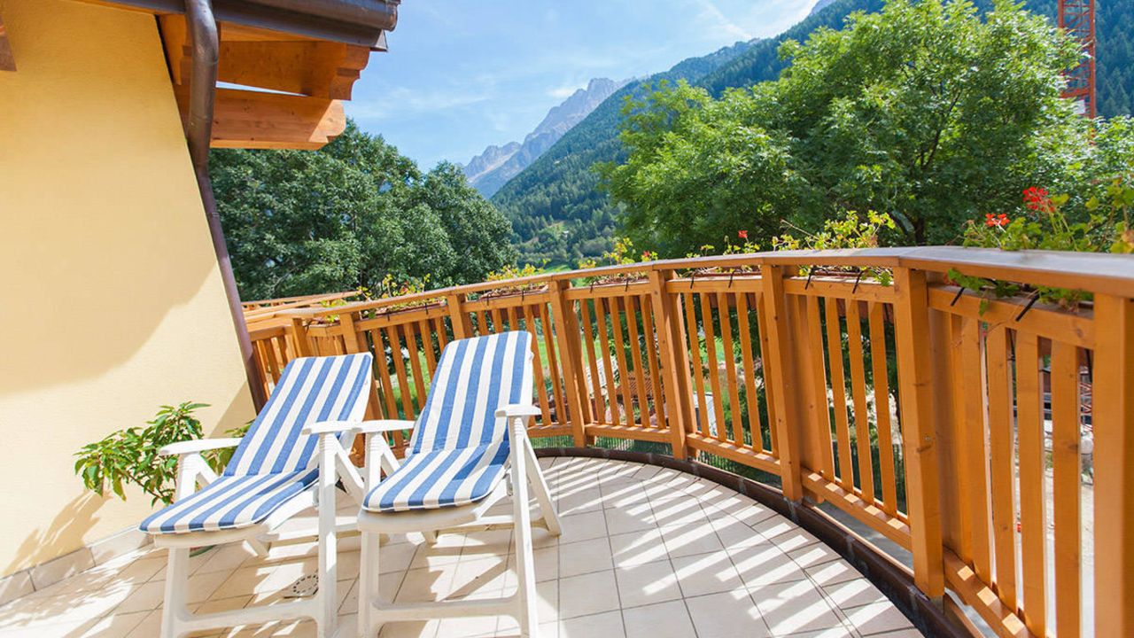Residence hotel raggio di luce (ponte di legno) • holidaycheck ... Raggio di luce ponte di legno