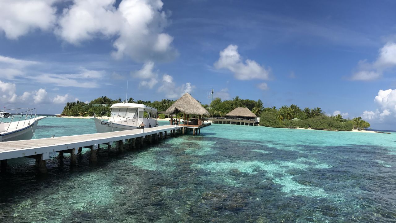 Eriyadu Island Resort In Malé • HolidayCheck | Malediven Malediven