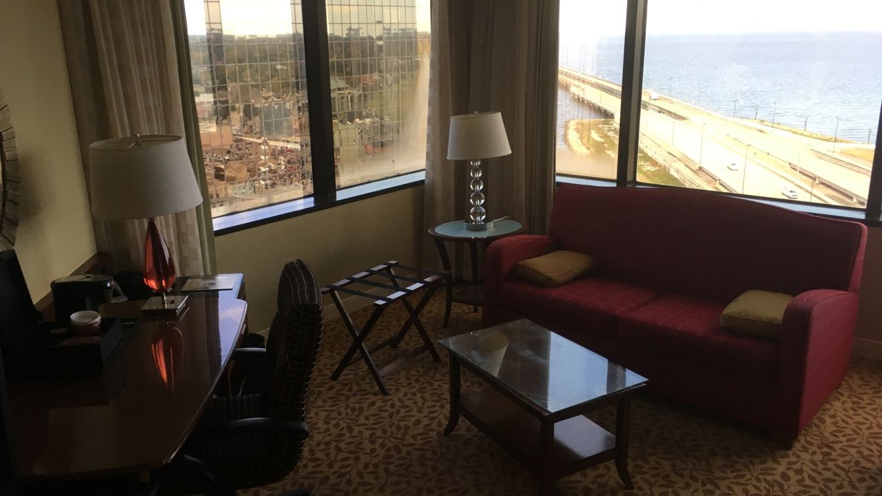 Hotel New Orleans Marriott Metairie At Lakeway Metairie