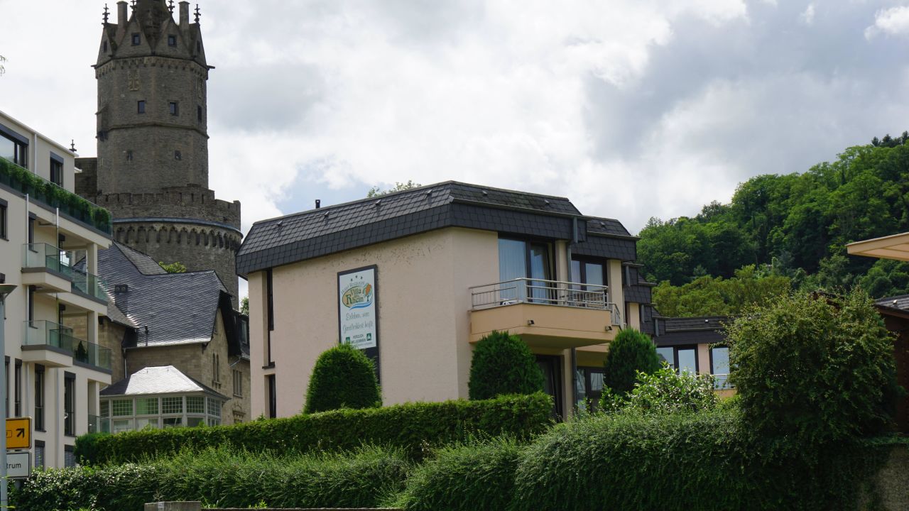 Villa Am Rhein