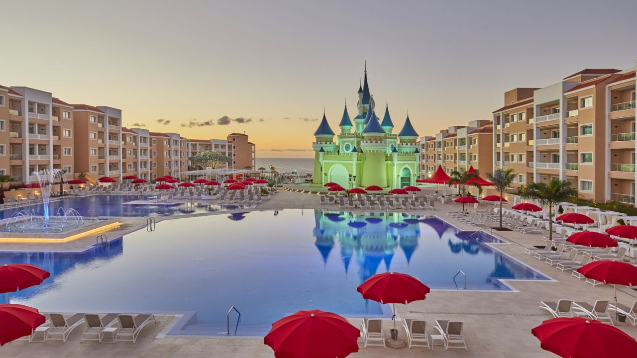 Fantasia Bahia Principe Tenerife (Golf del Sur ...