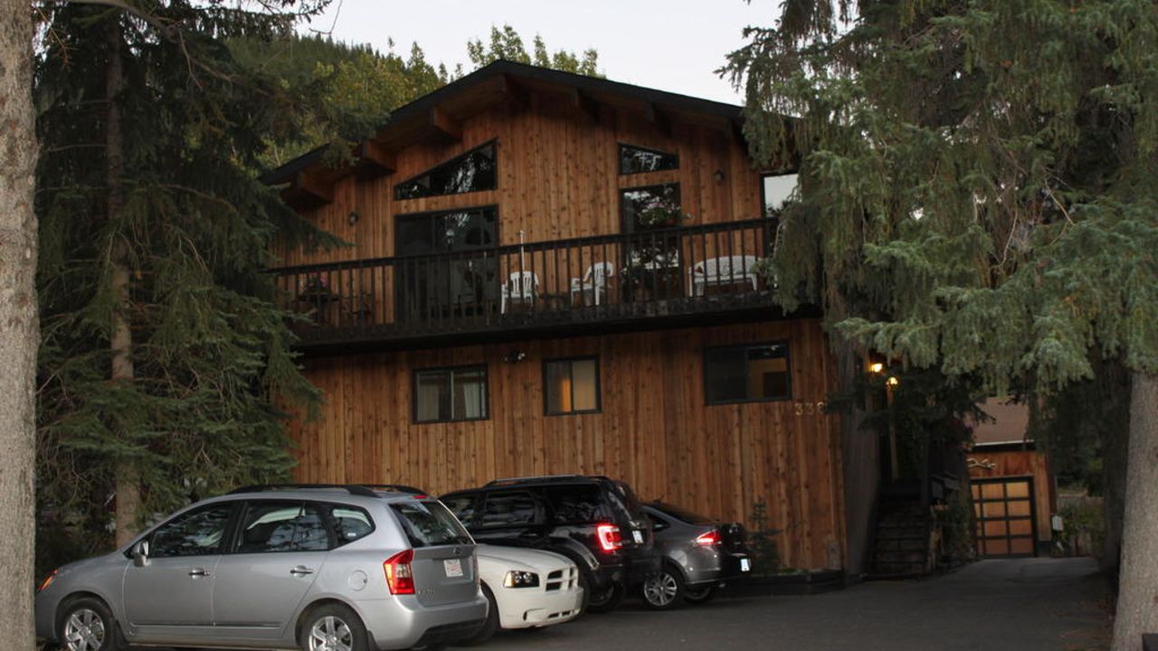 Treetops Banff Bed And Breakfast Alberta Canada