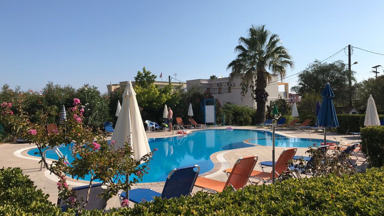 Hotel Serena (Moraitika) • HolidayCheck (Korfu Griechenland)