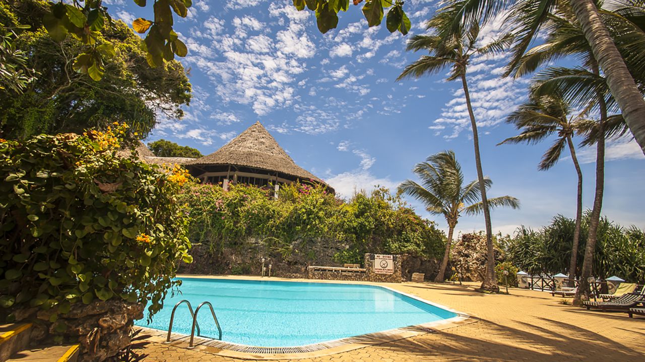 Leisure Lodge Beach Golf Resort Diani Beach