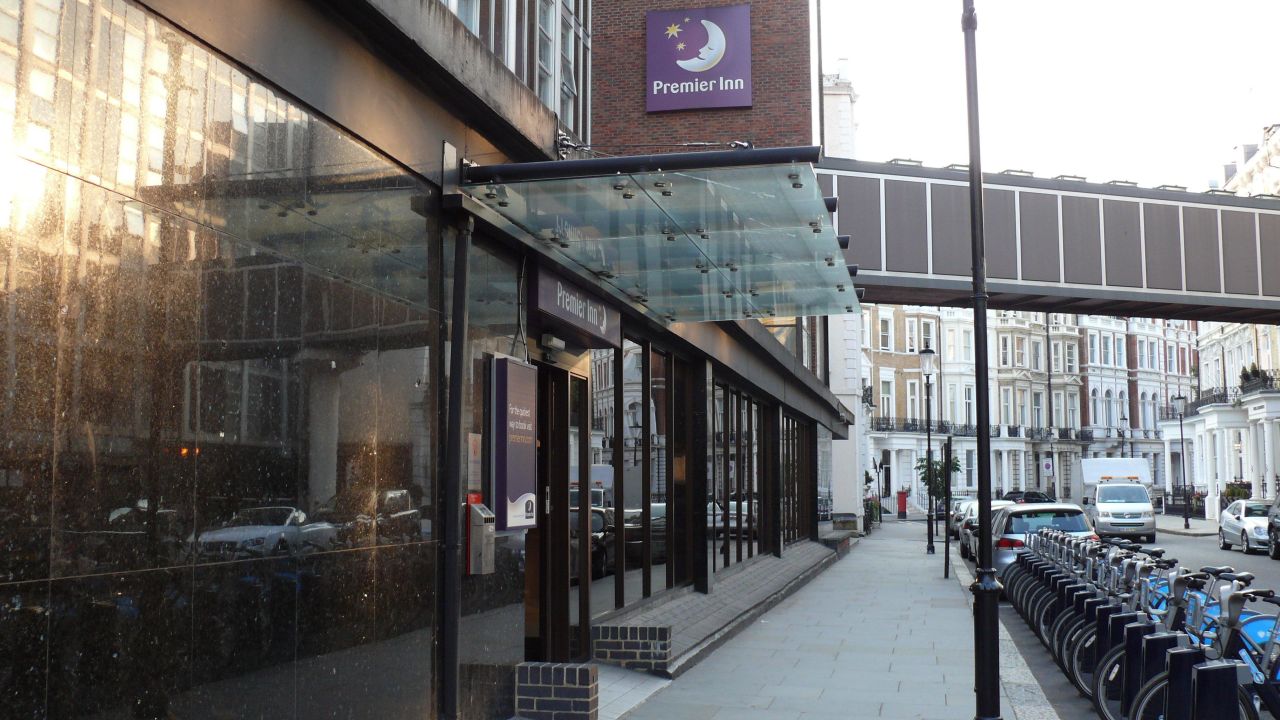 Premier Inn London Kensington - Earls Court (Kensington) • HolidayCheck ...