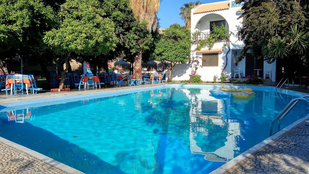 Oasis Hotel & Bungalows Rhodos (Afandou) • HolidayCheck (Rhodos