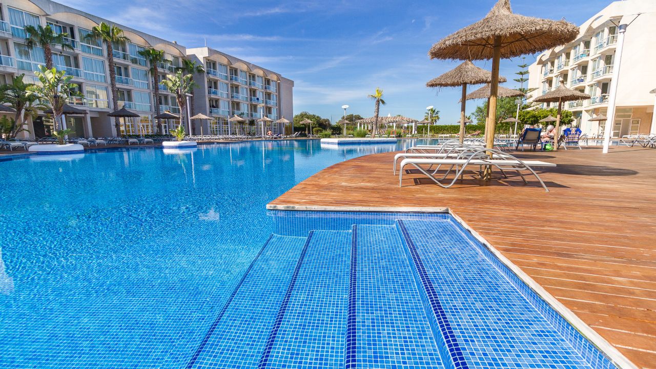 Eix Alzinar Mar Suites - Adults Only