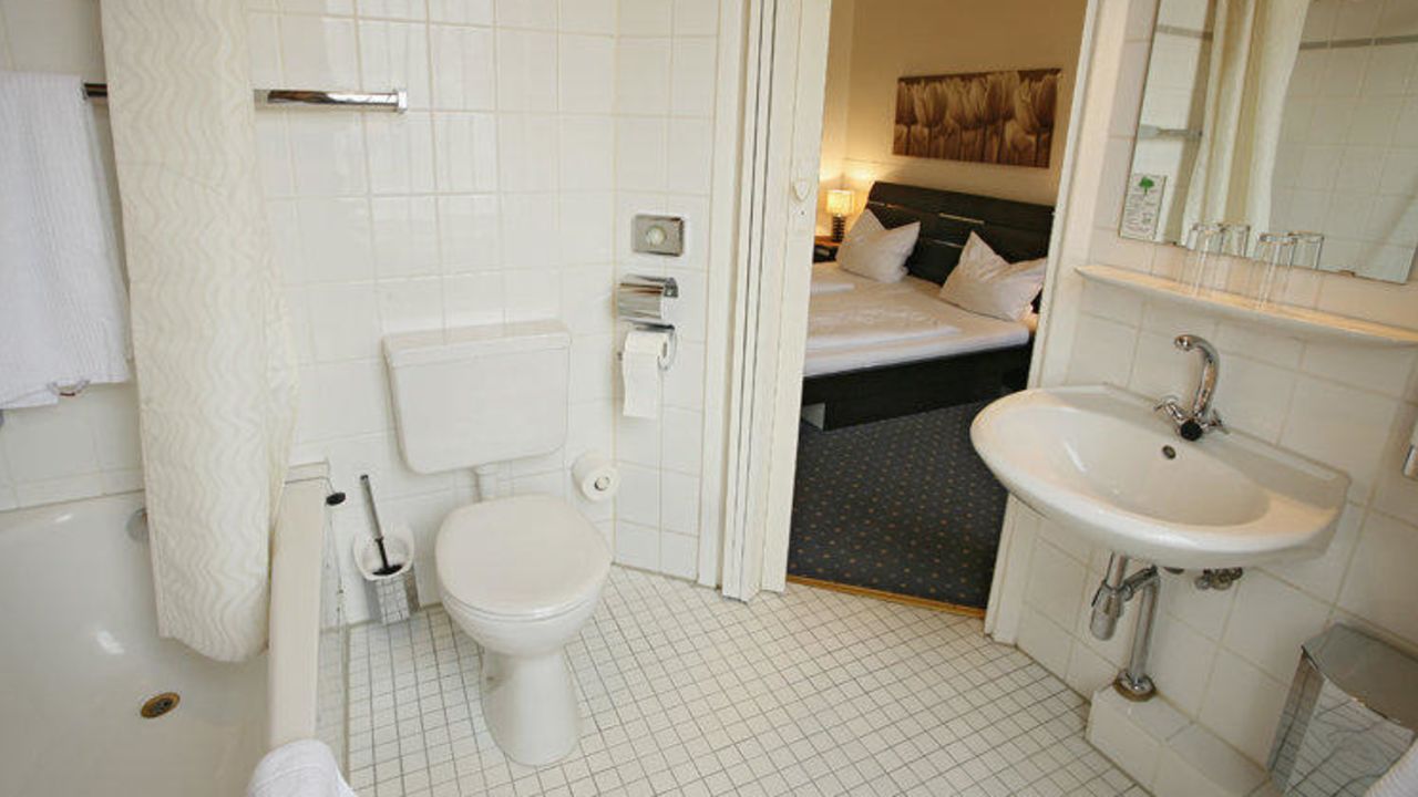 Centro Hotel Brennerhof Garten Hamburg Holidaycheck Hamburg