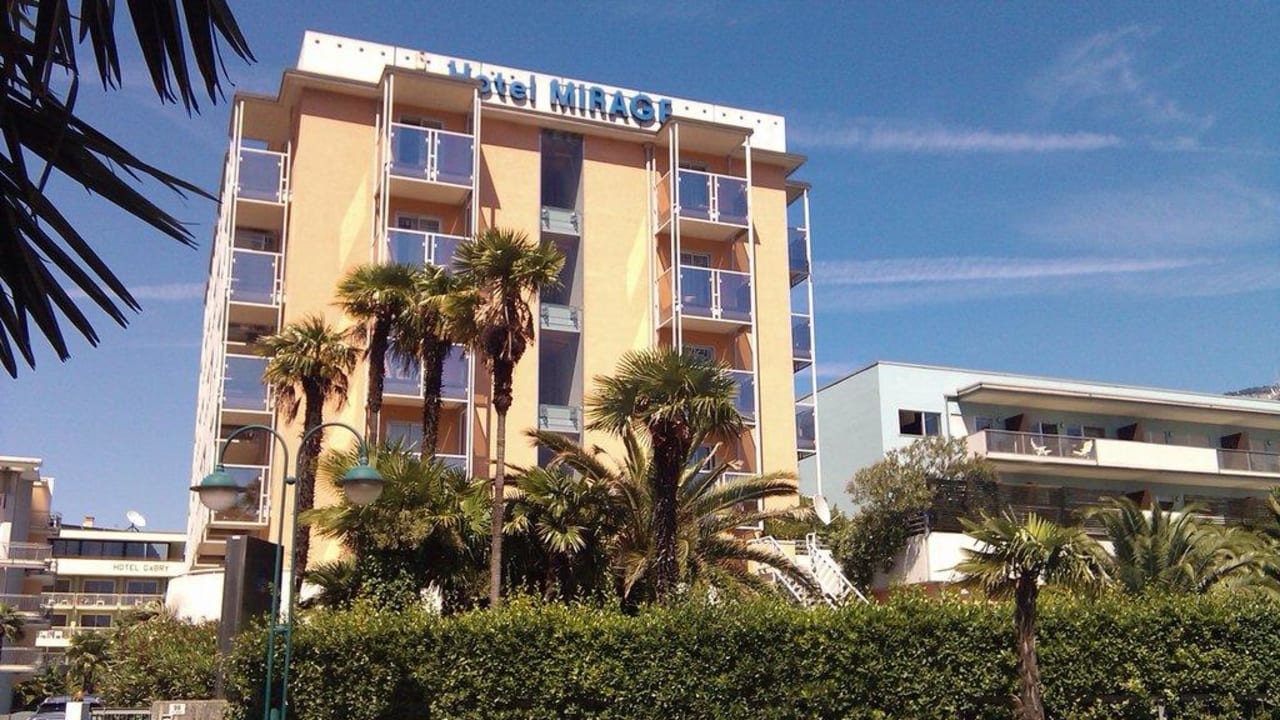 Lake Front Hotel Mirage Riva Del Garda Holidaycheck Trentino Italien