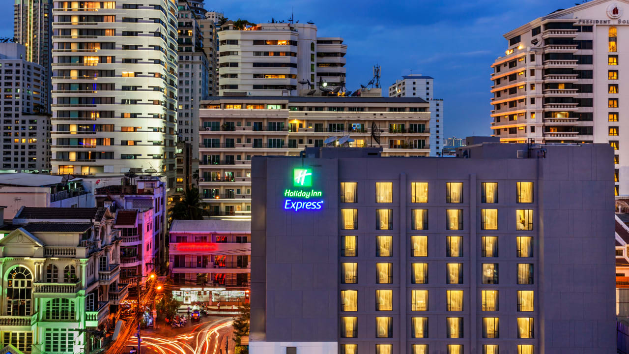 Holiday Inn Express Bangkok Sukhumvit 11 Bangkok Holidaycheck Grossraum Bangkok Thailand