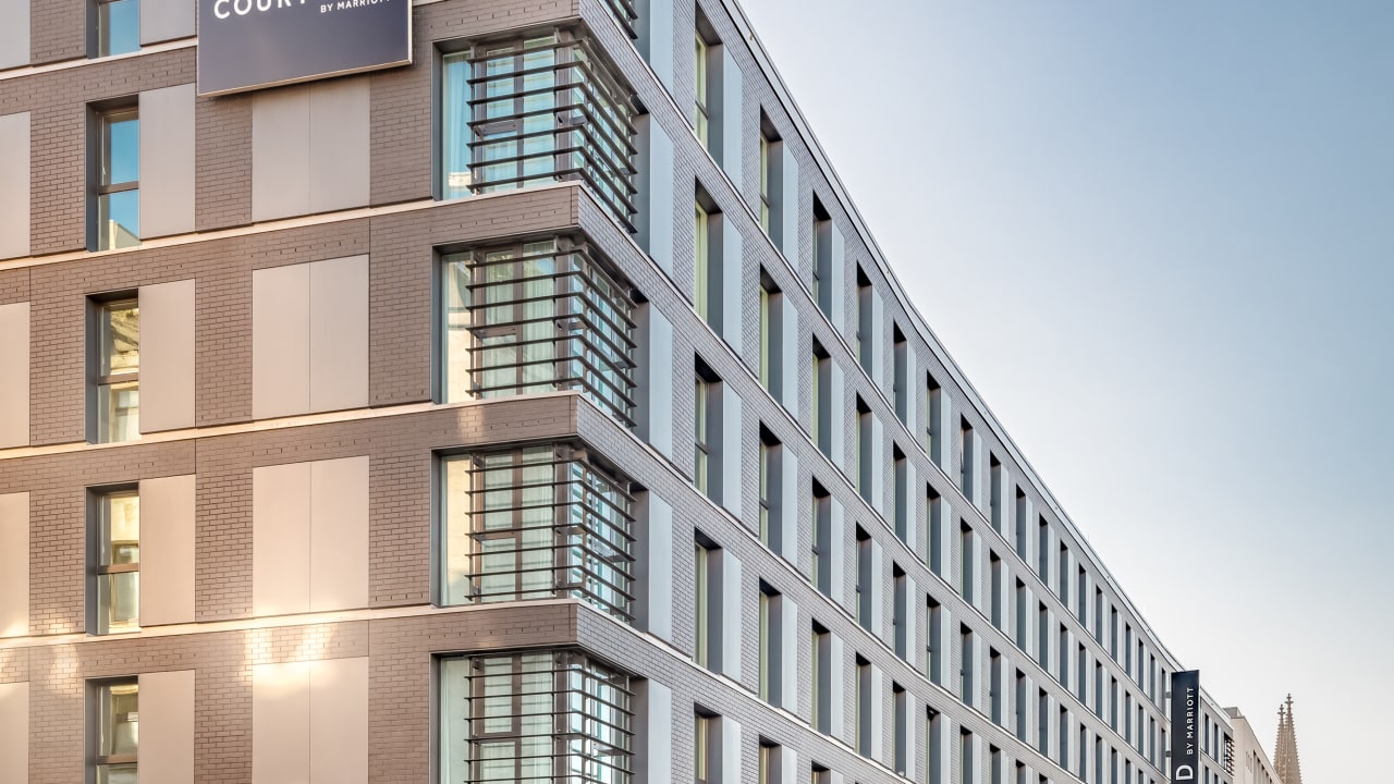 Hotel Courtyard by Marriott Cologne