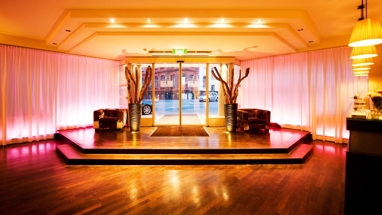 Bristol Hotel Frankfurt Am Main Holidaycheck Hessen Deutschland