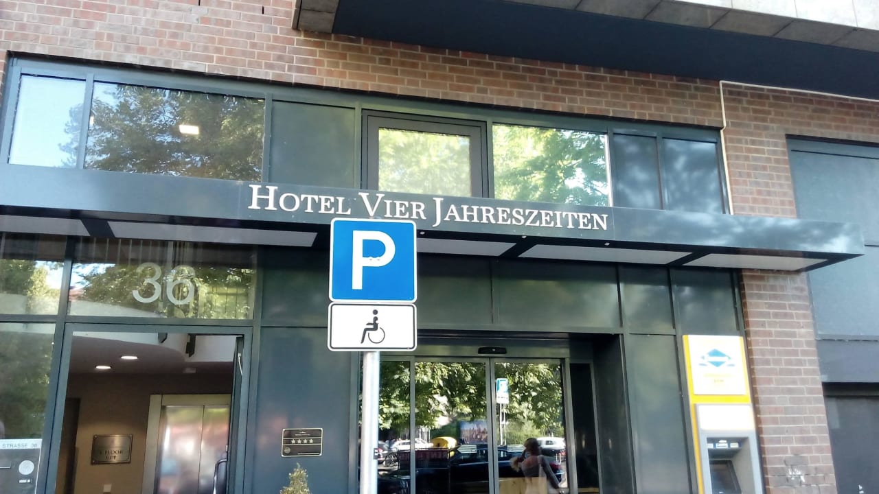 Vier Jahreszeiten Berlin City Berlin Friedrichshain Kreuzberg Holidaycheck Berlin Deutschland