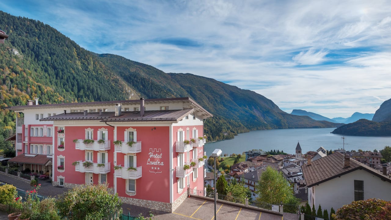 Hotel Londra Molveno Holidaycheck Trentino Italien