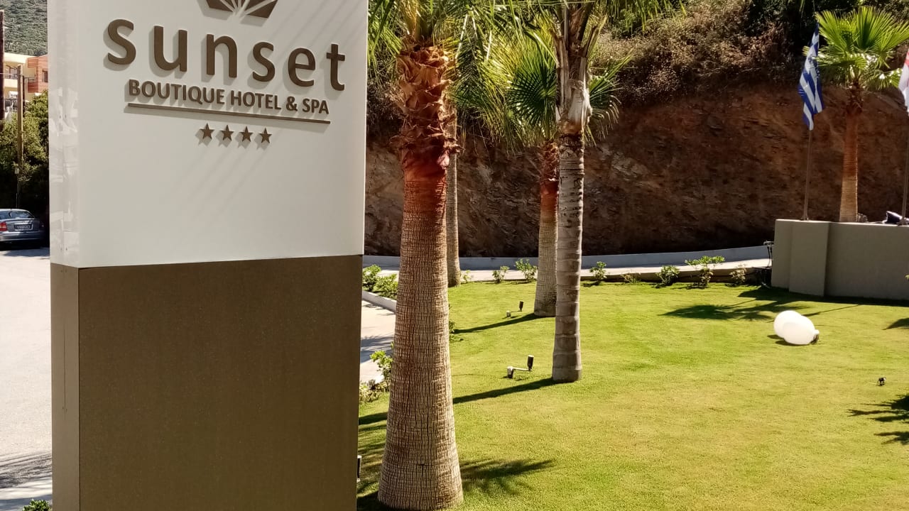 Sunset Boutique Hotel & Spa
