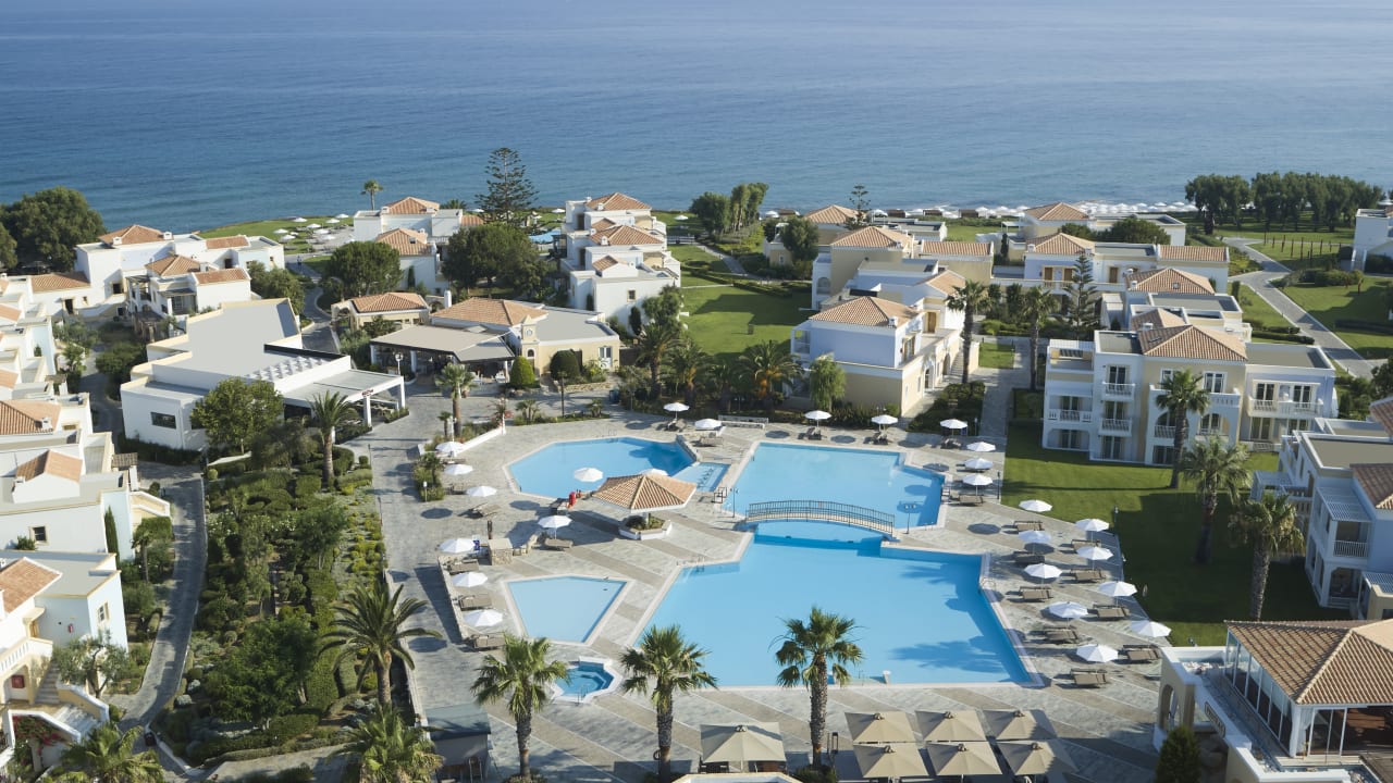 Neptune Hotels - Resort Convention Centre & Spa