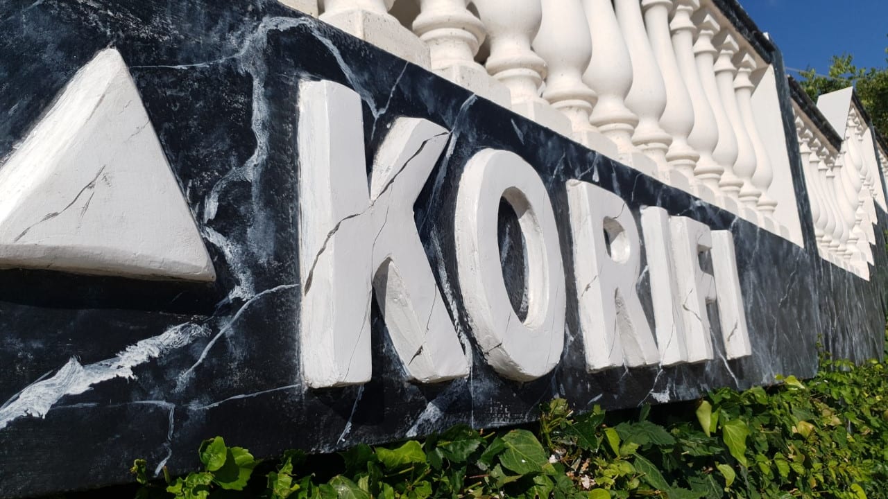Korifi Apartments Collection
