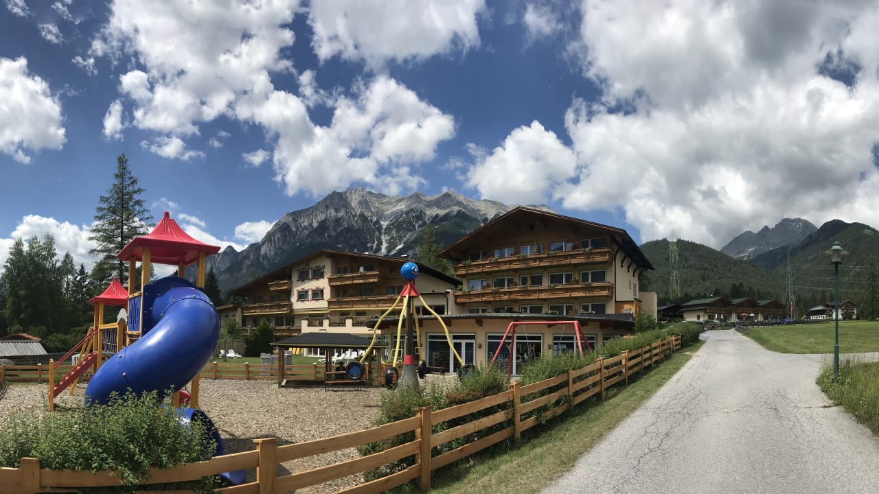 Familotel Larchenhof Obsteig Holidaycheck Tirol Osterreich