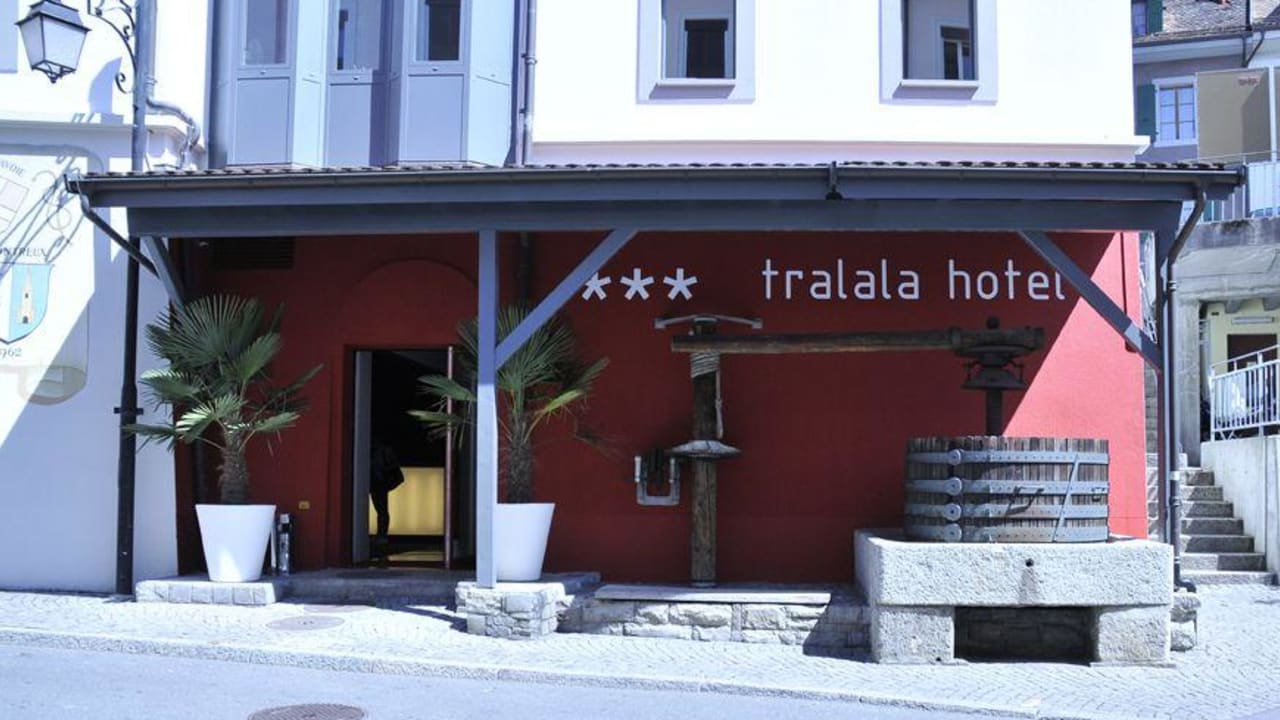 Hotel Tralala Chernex Holidaycheck Kanton Waadt Schweiz