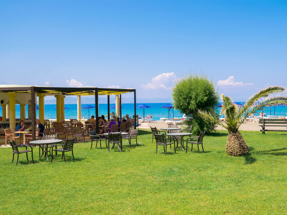 "Poseidon Beach Bar" Sun Beach Resort Complex (Ialysos) • HolidayCheck