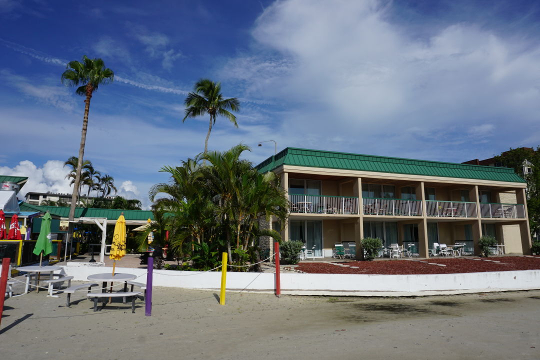 Außenansicht Wyndham Garden Hotel Fort Myers Beach Fort Myers Beach • Holidaycheck Florida 2213