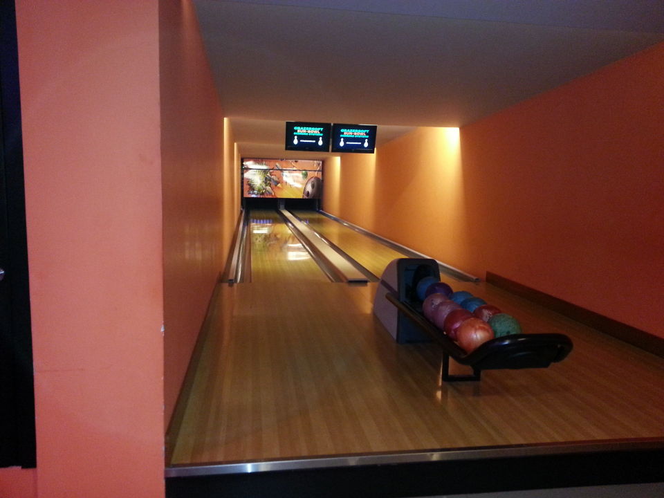 "Bowling" Hotel Royal Holiday Palace (Lara) • HolidayCheck (Türkische