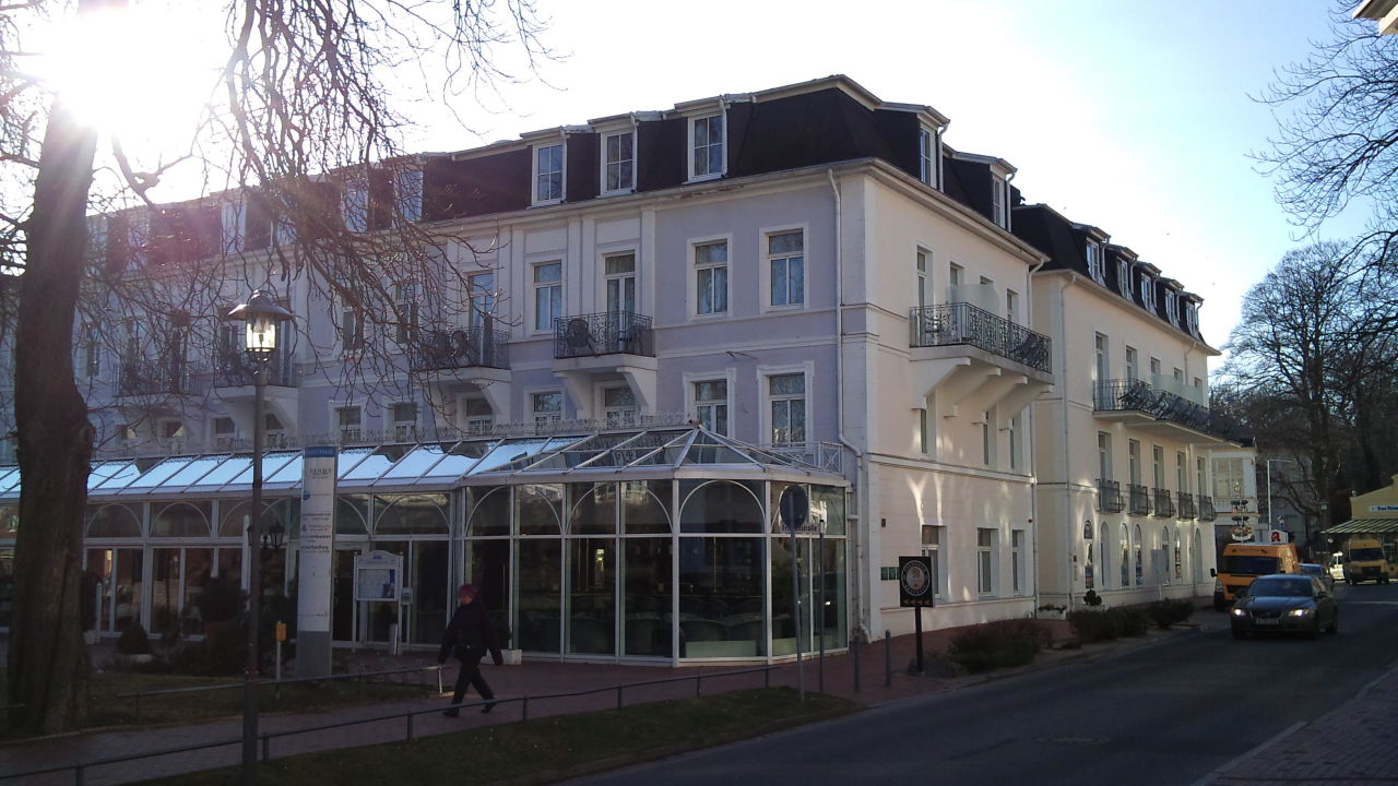  Hotel Pommerscher Hof  SEETELHOTEL Ostseeresidenz Heringsdorf